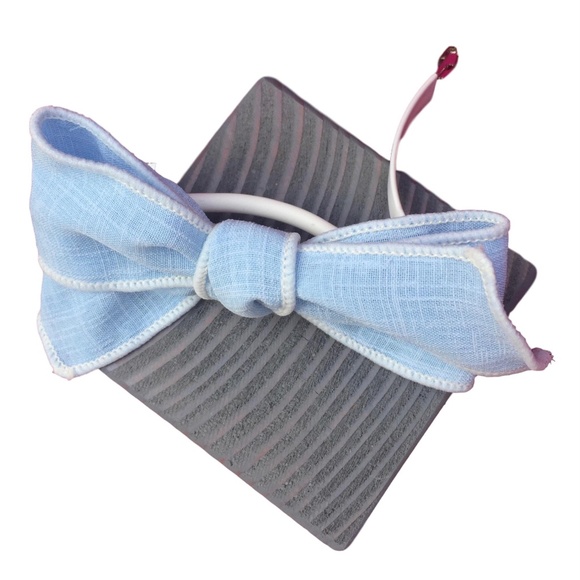 Loctia Lined Blue Linen Bow - Picture 1 of 7